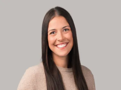 Christine Opp Headshot