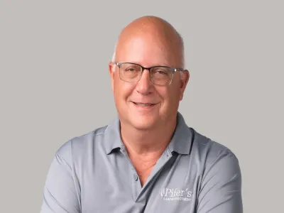 Dwight Hofland Headshot