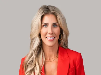 Katie Lorenz headshot